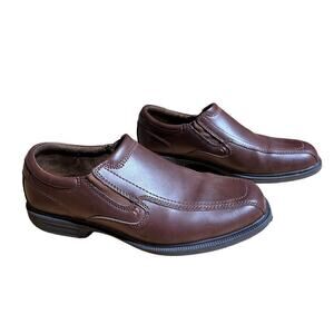 Men's Nunn Bush Leather Loafer dress shoe. brown. slip resistant. 9.5M
